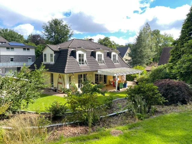 Hamburg-Marmstorf: Villa für die ganze Familie
