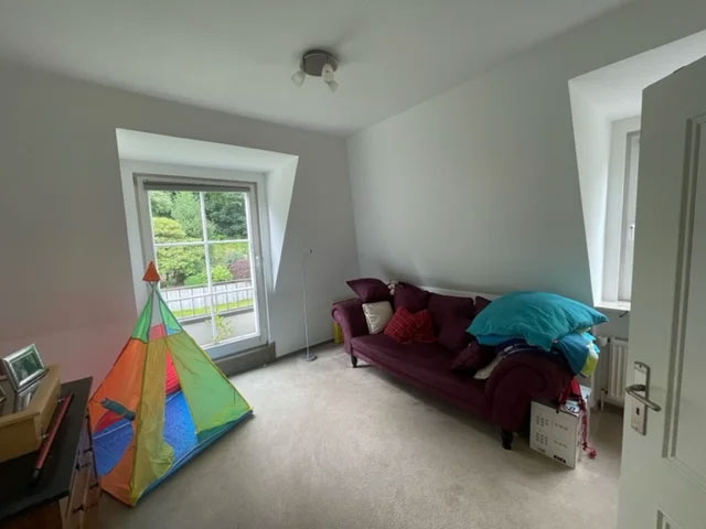Zimmer 2 OG
