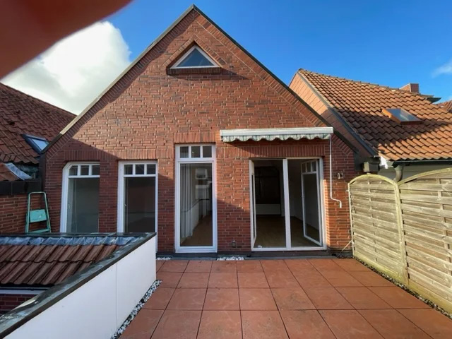 Dachterrassenansicht mit Markise